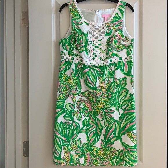 HOST PICK🎉LILLY PULITZER ICONIC APPLIQUÉ DRESS - Picture 2 of 7